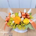 3輪のバラで作る180°展開のアレンジメント Y.Mさん作品